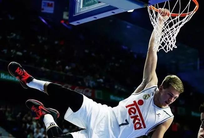 丹麦击败强敌获得柔道团体银牌的简单介绍