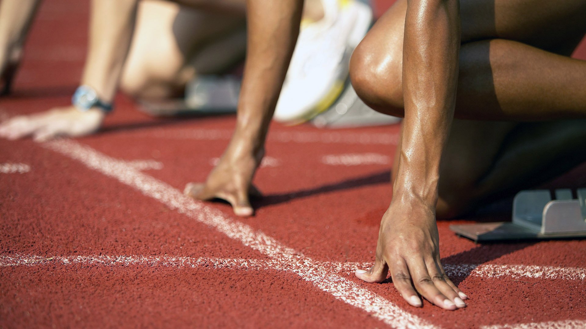 阿隆索刷新最年长领奖台纪录，迈凯伦力克威廉姆斯上演经典逆袭