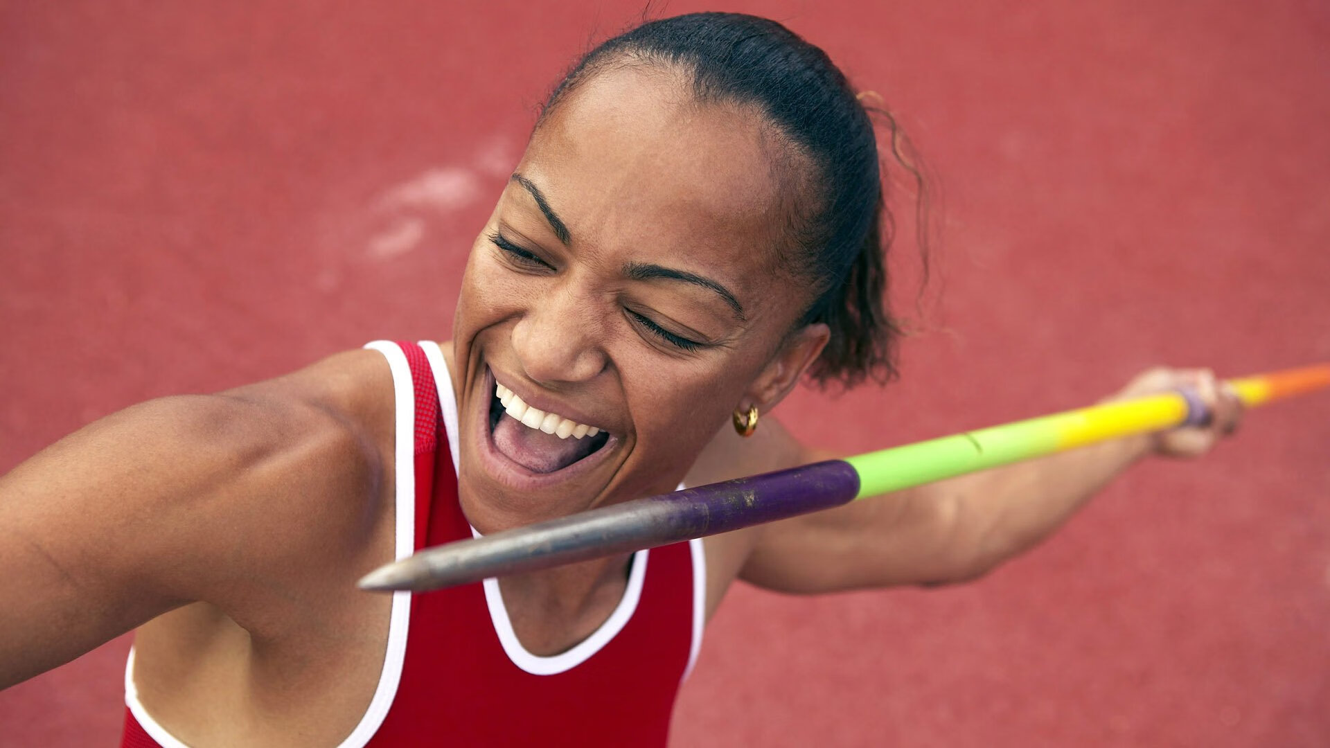 阿圭罗点燃赛场，西班牙险胜比利时，一场技术与意志的较量